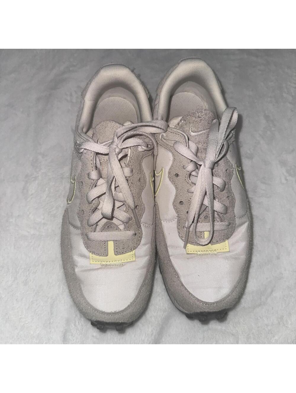 Nike Waffle One Womens 7.5 Cream Beige Suede Mesh Sneakers DC3579-002 - Picture 5 of 10